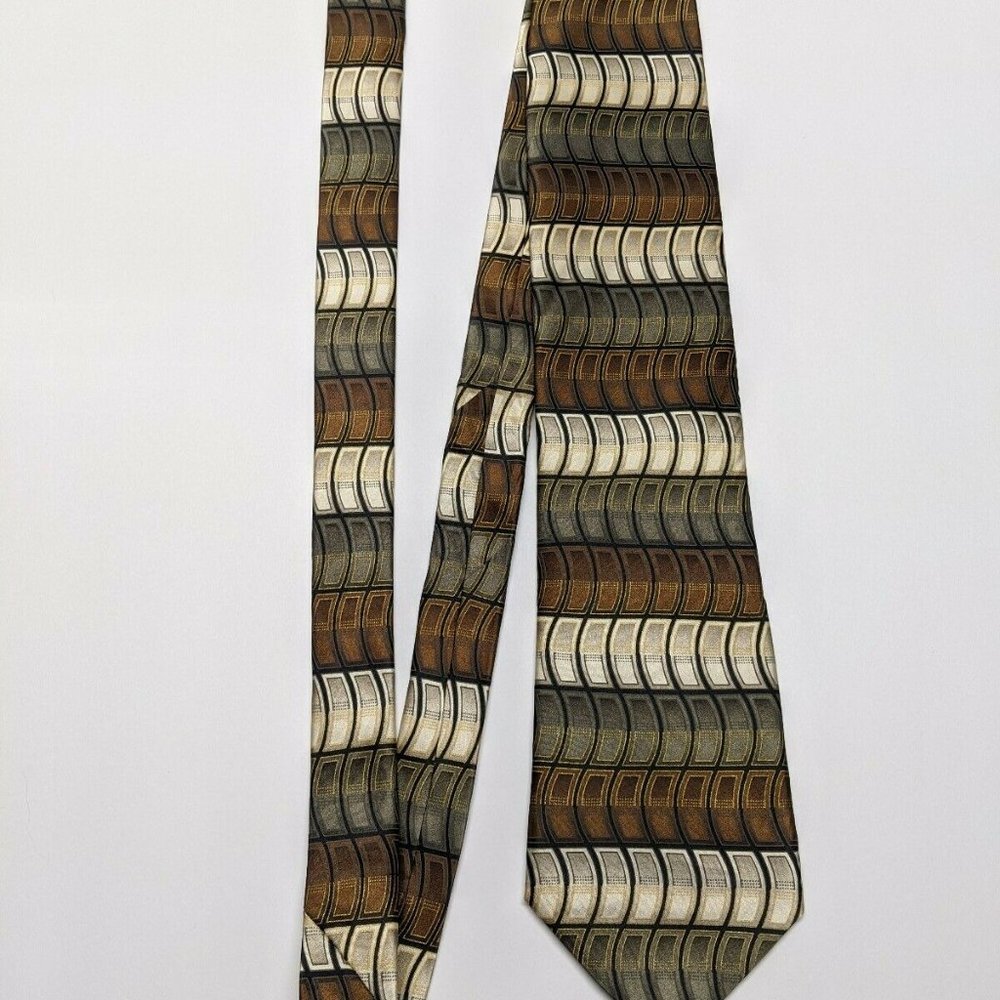 Chas Reed & Co Collection Geometric Silk Necktie - Picture 6 of 6